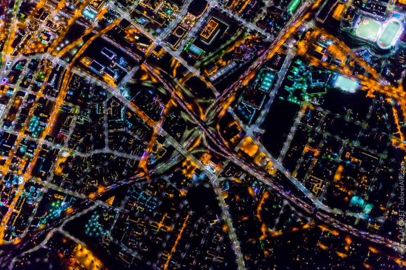 Illustration for article titled Spectacular aerial photos of Los Angeles shows it like you never seen it